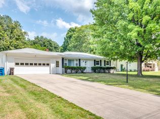 1812 W G Ave, Kalamazoo, MI 49009