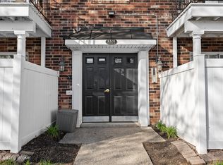 1328 Lynmar Dr APT 5, Louisville, KY
