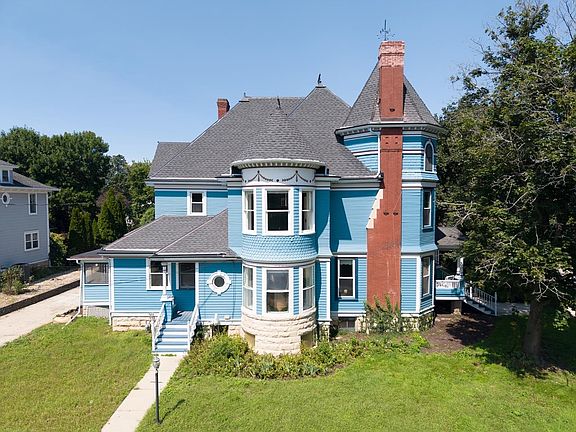 5th image of 118 Sinclair St