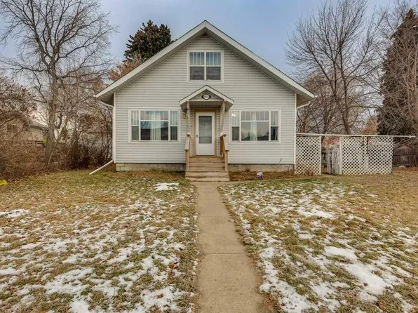 4915 N 44th St, Innisfail, AB T4G 1M7