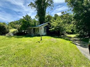 1074 Lynn Ln, Blue Ridge, VA 24064
