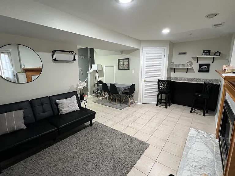 8607 Walcott Ct — Photo 11