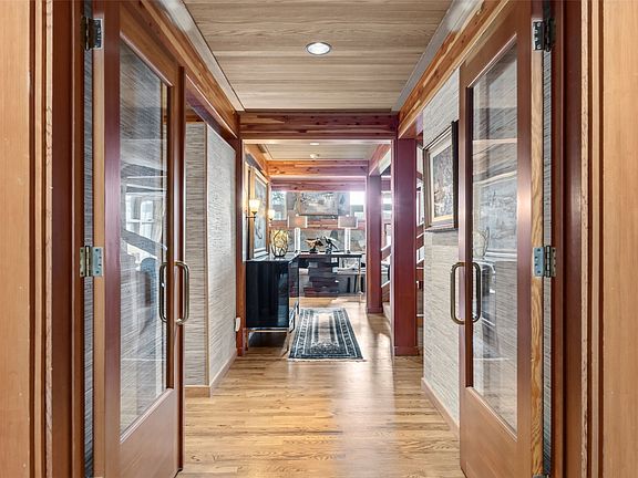 5th image of 204 Clover Lane