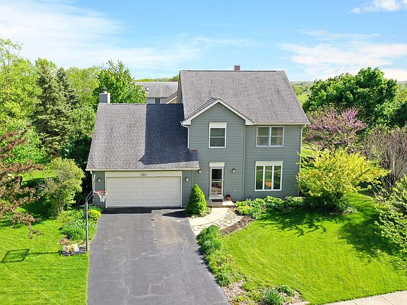 2nd image of 301 Windsor Dr