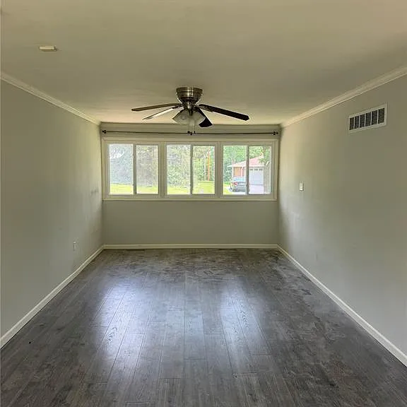 709 Elkington Ln — Photo 17