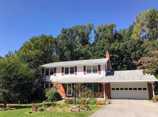 16624 Killdeer Dr, Rockville, MD 20855