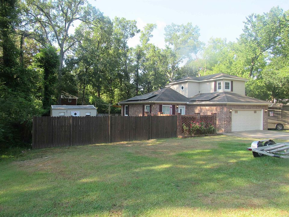 1st image of 2 Winthrop Rd
