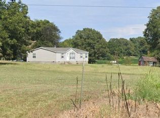 1964 Jones Rd, Dyersburg, TN 38024