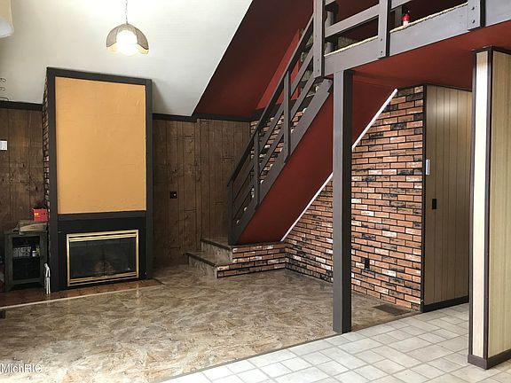 3rd image of 71173 Michigan Blvd