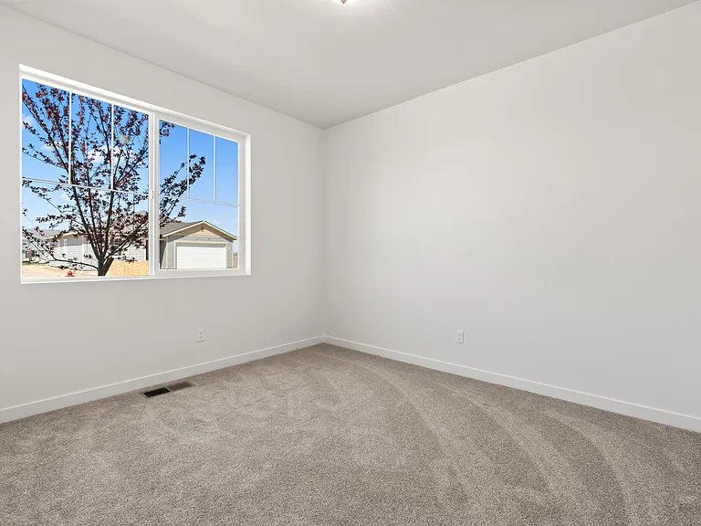 11137 Overhang St — Photo 4