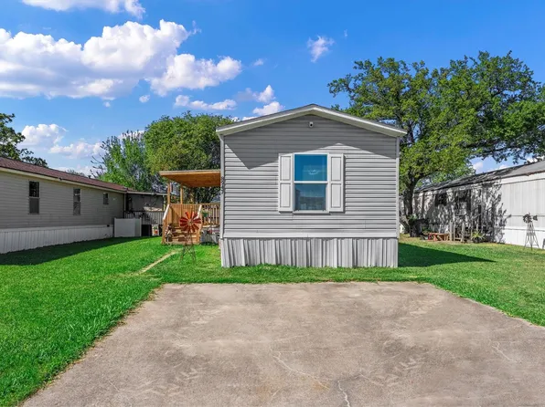 8947 Eagle Run St, La Porte, TX 77571