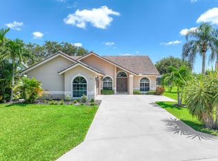 6637 Eastbourne Pl, Naples, FL 34104