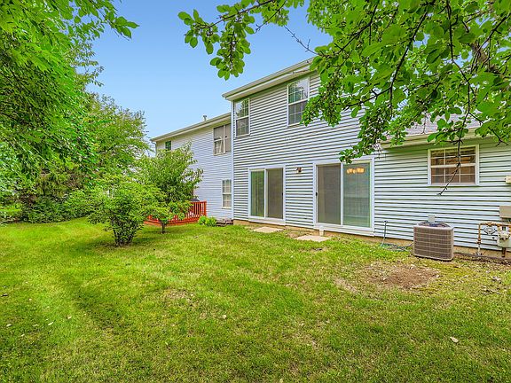 4th image of 505 Newbury Dr
