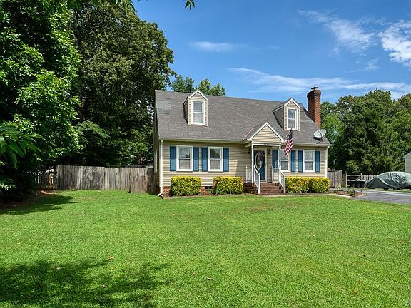 3rd image of 6424 Cherrygrove Ln