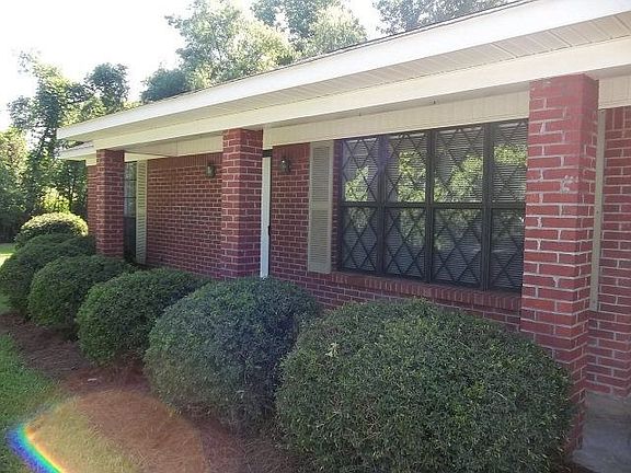 3rd image of 5418 S Lamar Blvd