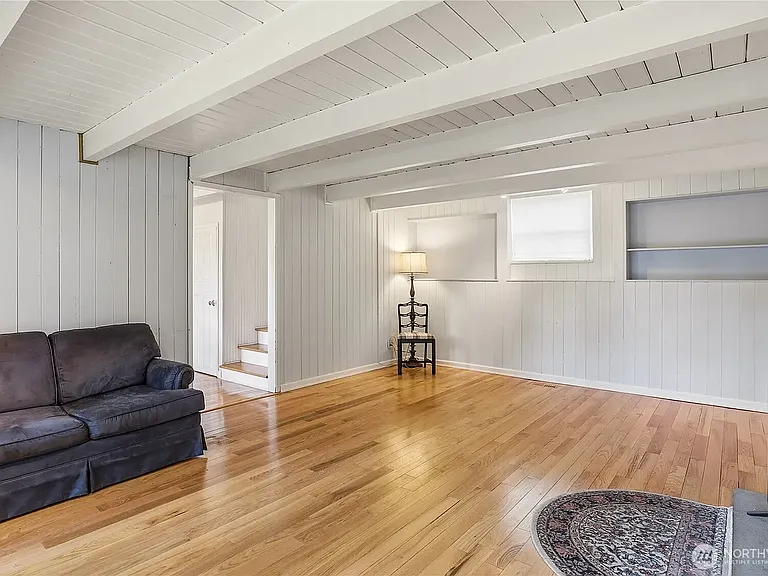 12404 NE 6th Pl — Photo 17