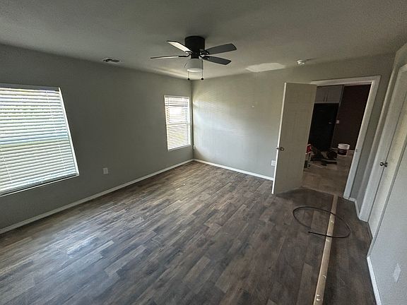 5th image of 221 Verzon Ct