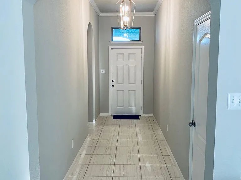 6110 Wheaton Loop — Photo 5