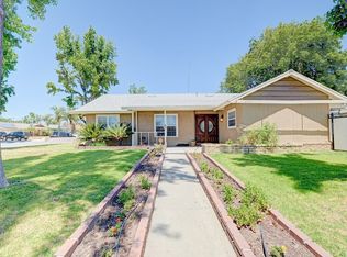 12741 16th St, Chino, CA 91710