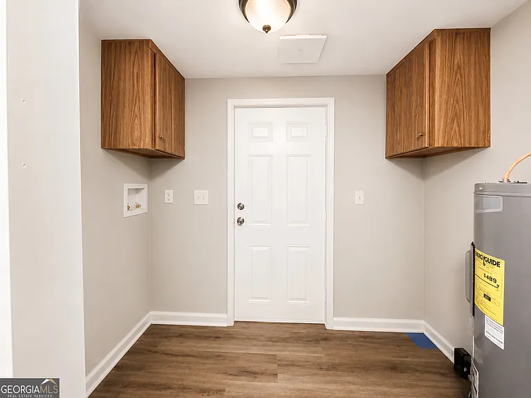 380 Browns Rd — Photo 7