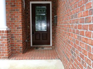 832 2nd St NW, Hickory, NC 28601