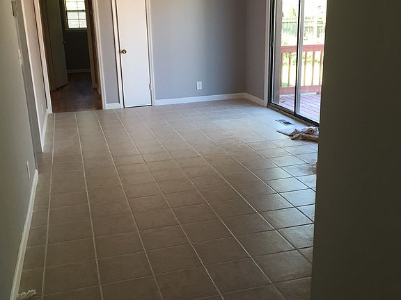 3rd image of 2007 Bartway Dr