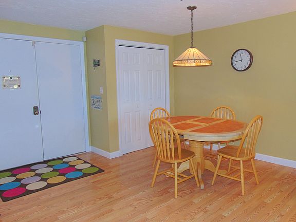 3rd image of 500 Willard St Unit 305