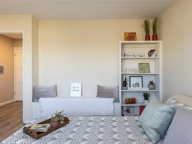 26015 Narbonne Ave #14 — Photo 15