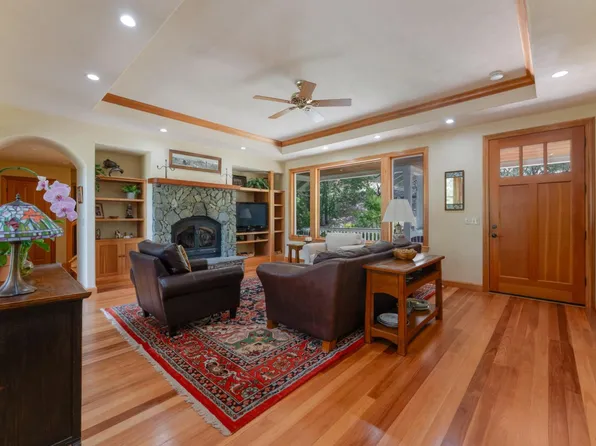 3350 Deerwood Drive, Ukiah, CA 95482