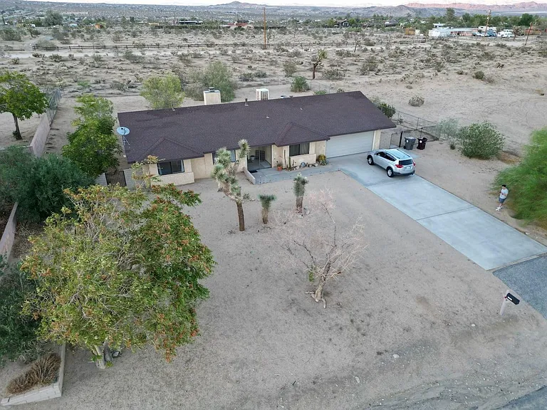 62236 Crestview Dr — Photo 1