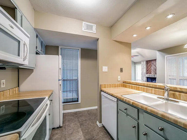 3843 Barrington St #242K — Photo 6