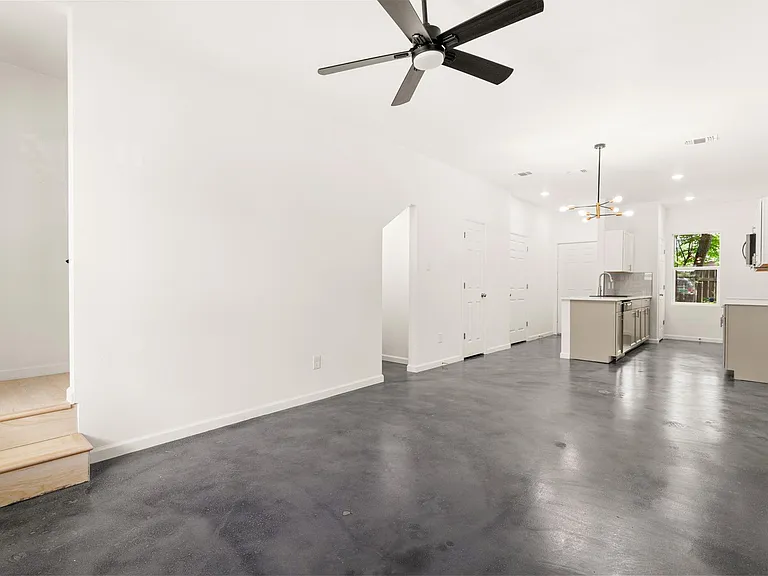 1835 Dawson St #101 — Photo 10