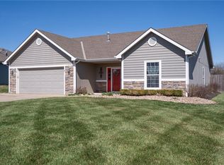 1075 Firetree Ave, Baldwin City, KS 66006