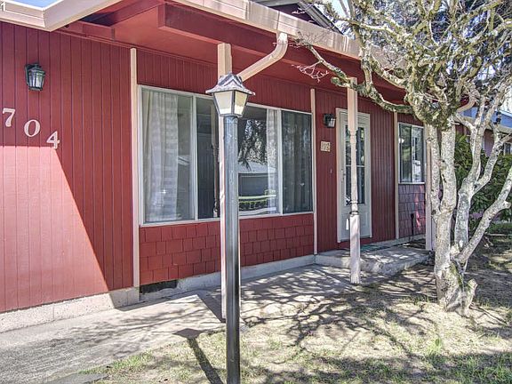 5th image of 5704 NE 113th St