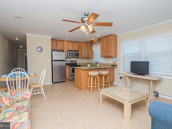 5th image of 13 78th St Unit 1W