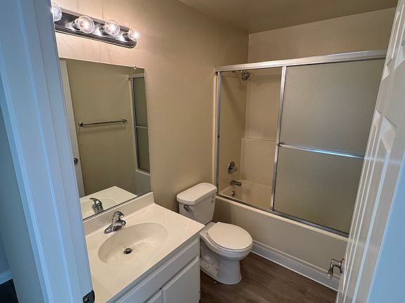 3rd image of 515 E Elmwood Ave #104