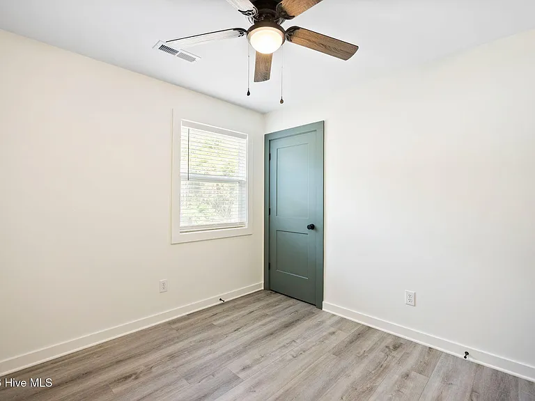 757 Silver Lake Rd — Photo 26