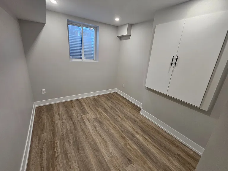 852 Aspen Ter #LOWER — Photo 15