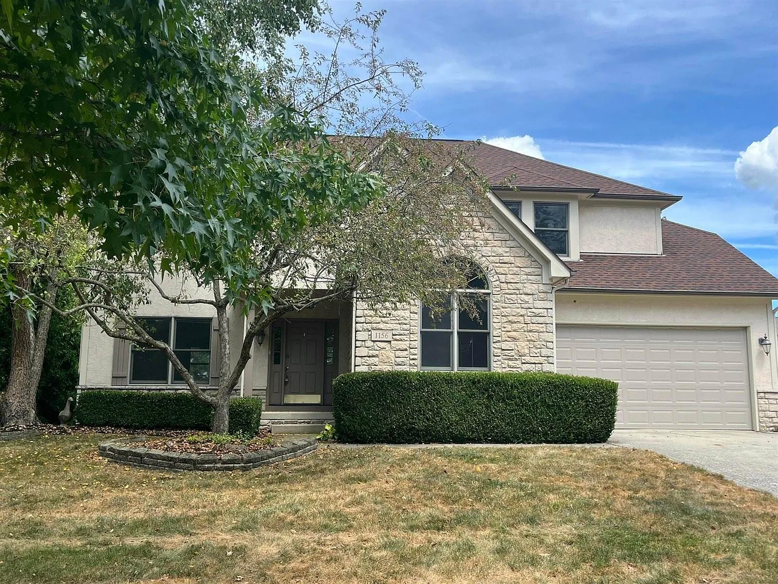 1156 Lake Point photo 1