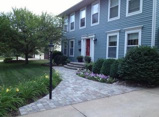 604 Ridgeview Dr, Onalaska, WI 54650