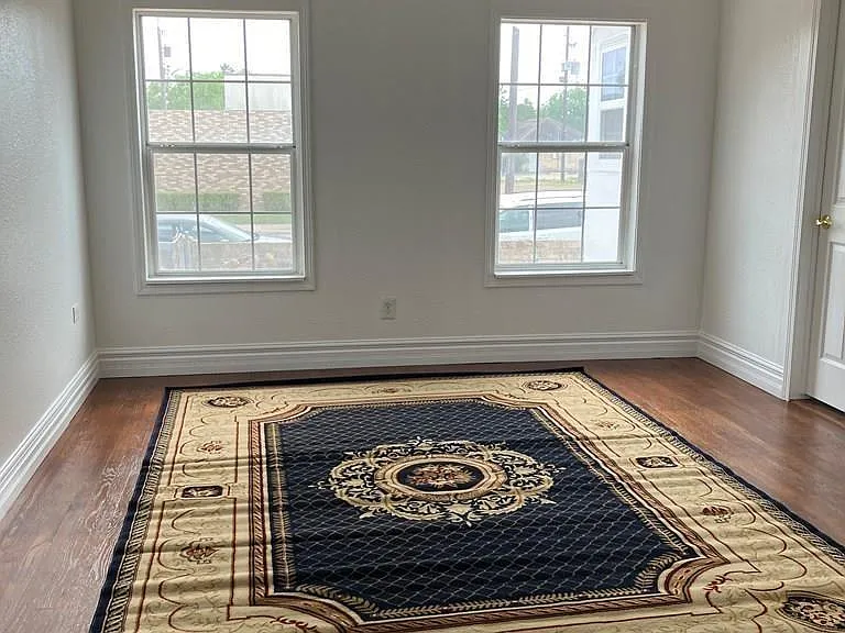 30 W Monroe St — Photo 10