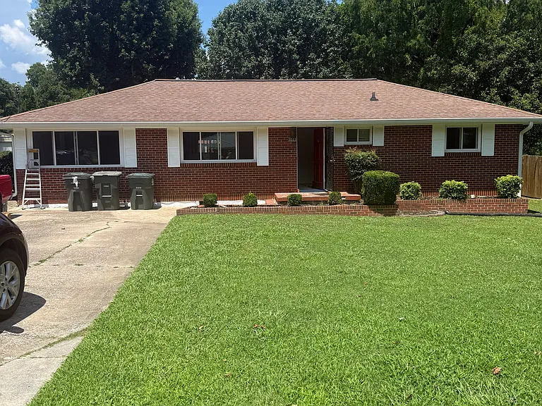 3223 Mountain View Dr — Photo 1