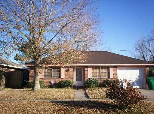 2nd image of 2112 Williamsburg Dr