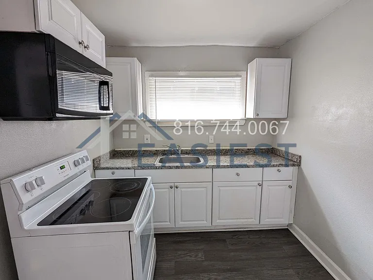 142 N Belmont Blvd — Photo 8