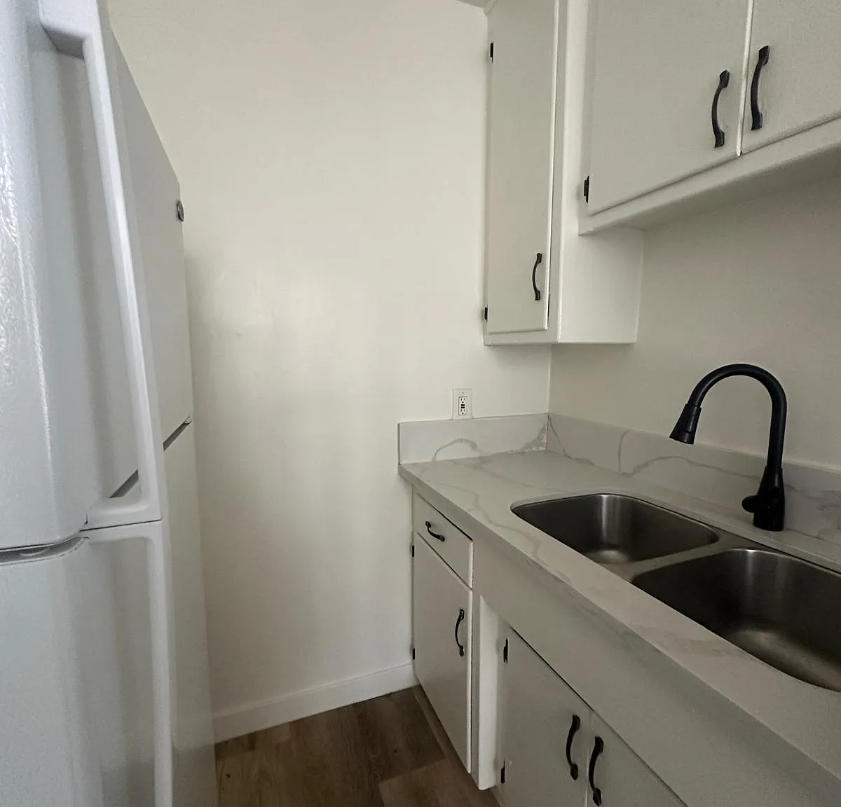 Studio, $1,695 — Photo 4
