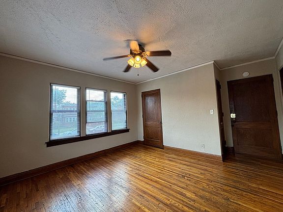 5th image of 995 Grand Ave APT 102