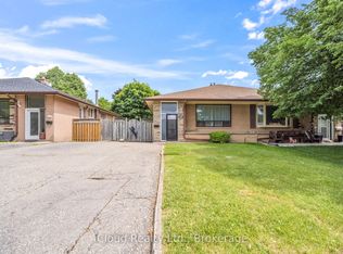 17 Algonquin Blvd, Brampton, ON L6T 1R7