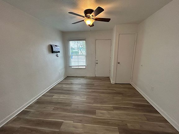 4th image of 1846 E Washington St Unit 5