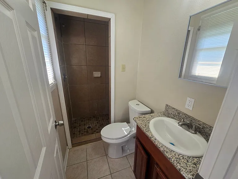 4900 Lurline St — Photo 11