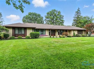 128 Church Hill Dr, Findlay, OH 45840